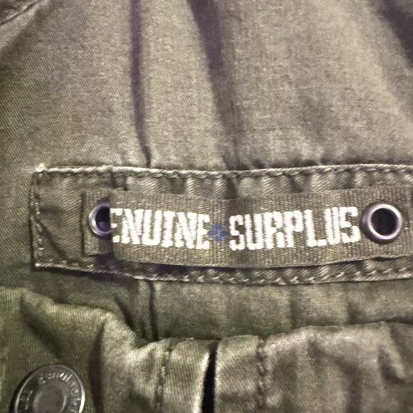 Cute Genuine Kids by Osh Kosh Army Jacket with pockets SZ 5T - Picture 2 of 5